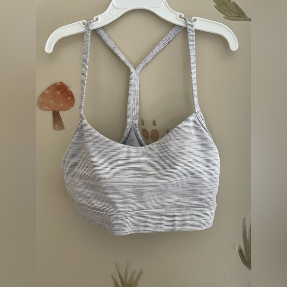 Lulu lemon size 4 euc - Picture 3 of 3